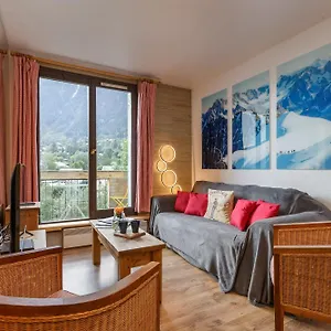 https://chamonix-sud-balme-407.hotels-rhonealpes.com
